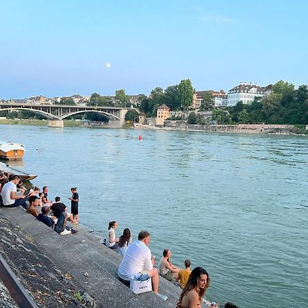 Riverside Bâle Extérieur photo